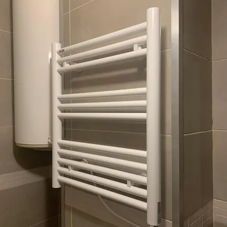 Jolie Cosy פריז
